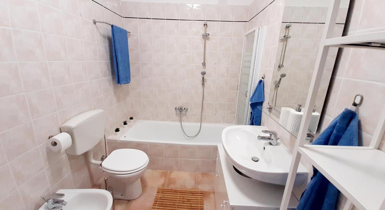 Appartamento Campagnano Maccagno Bagian luar foto